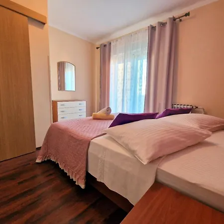 Apartment By The Sea Barbat, Rab - 21809 Rab Town