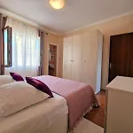 Appartement By The Sea Barbat, Rab - 21809 Rab Town